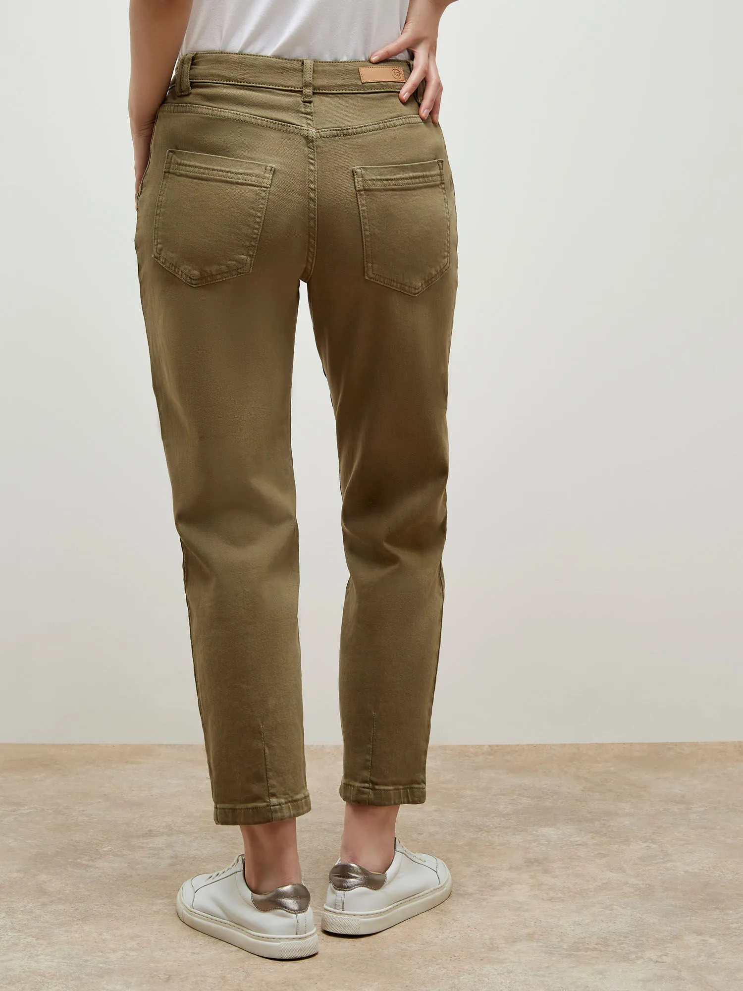 Kasia Chino Mid-Rise Mom Jeans | Apricot Clothing