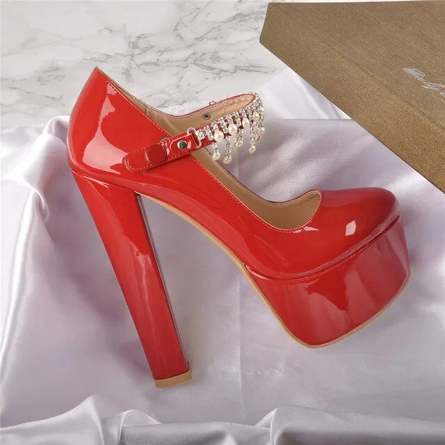 Pumps Queen Rheka (Red)