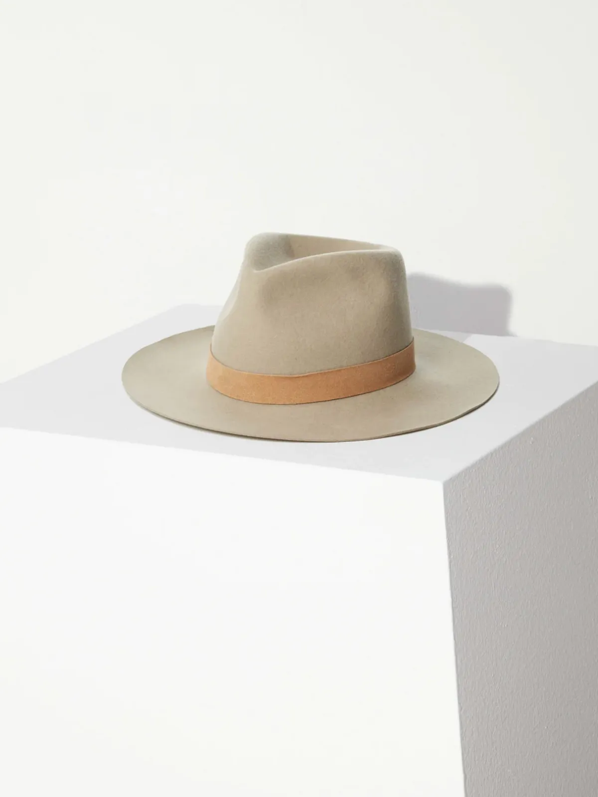 Ross Fedora - Clay