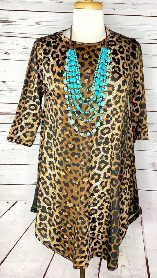 SM/MED* Leopard Scoop Tunic