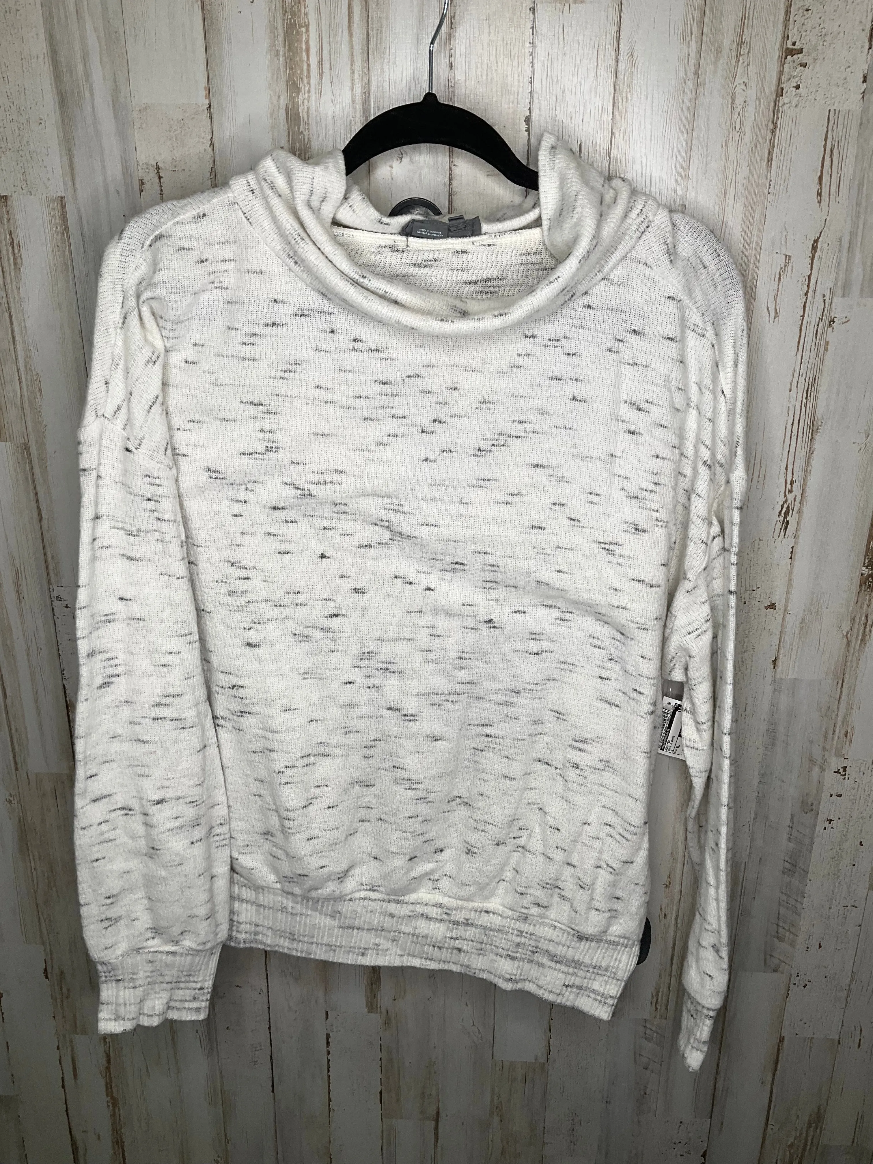 Sweater By Anthropologie In Grey & White, Size: Xl